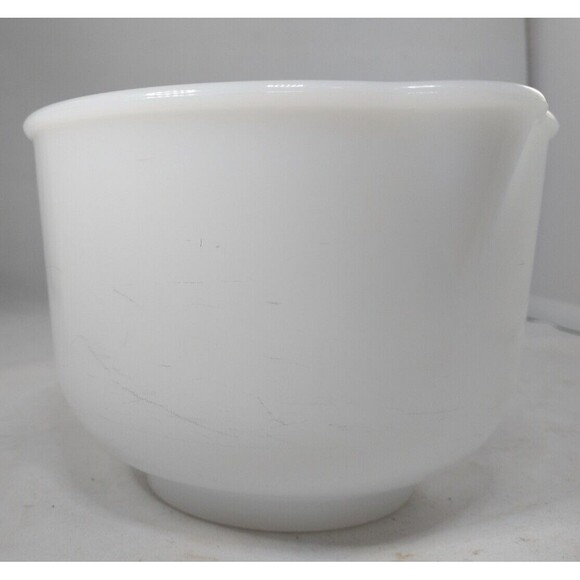 VTG GLASSBAKE MADE for SUNBEAM 6.5" WHITE GLASS MIXING BOWL # 13 - Picture 2 of 16